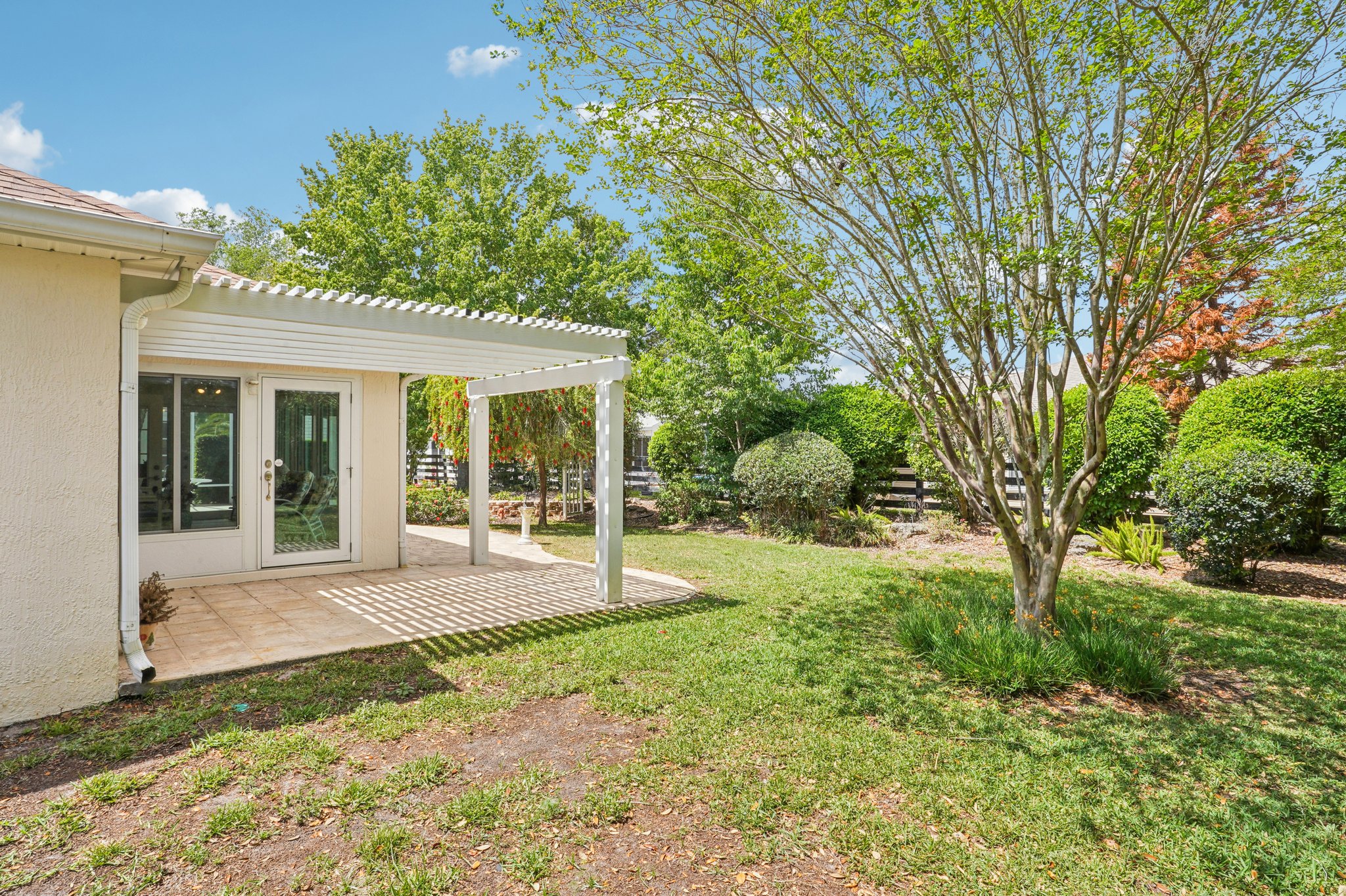 SE 176th Saffold St-S0404-036.jpg