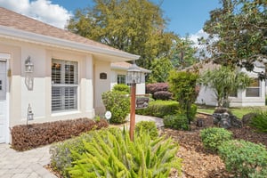 SE 176th Saffold St-S0404-004.jpg