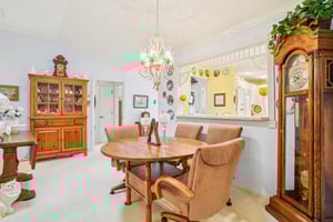 SE 176th Saffold St-S0404-010.jpg