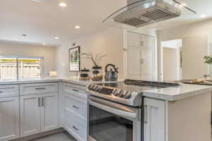 014_947 Crane Ave