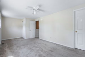 18-Primary Bedroom