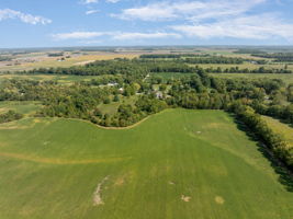  Photo 44