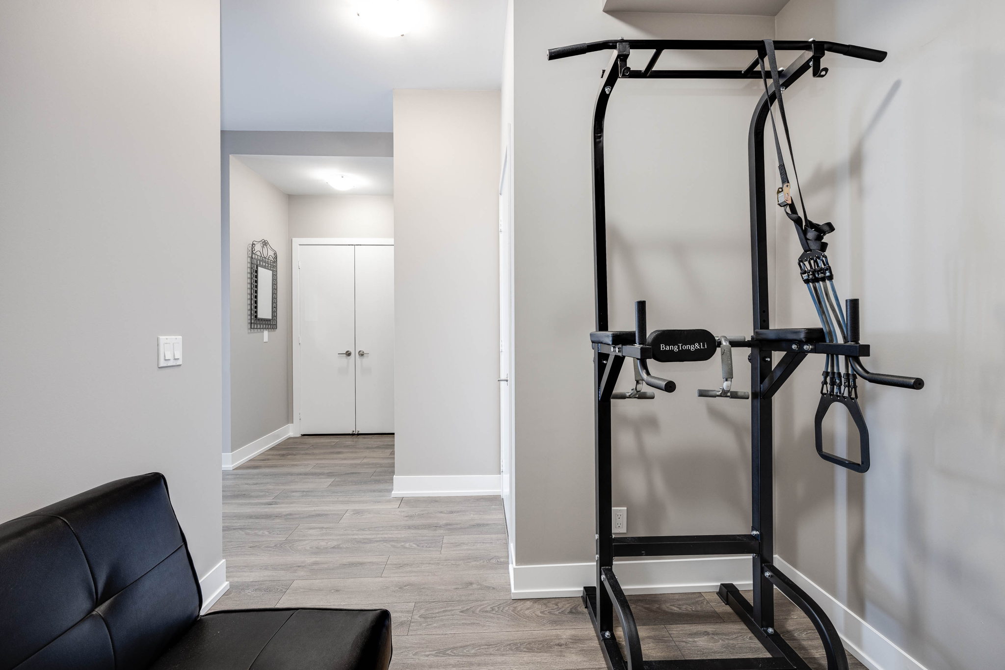 Richmond Hill property showcase — delivered property photograph 21