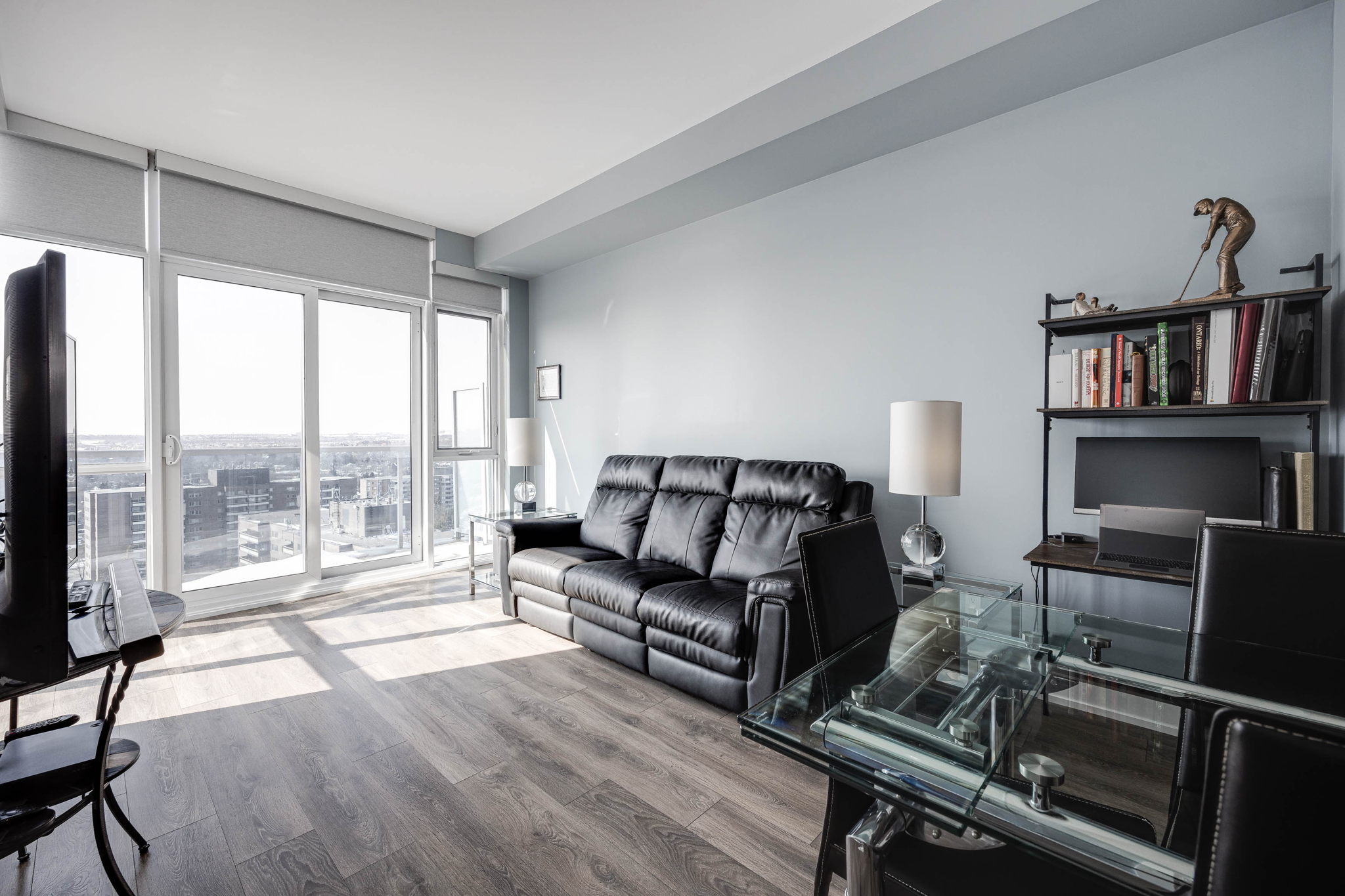 Richmond Hill property showcase — delivered property photograph 9