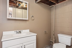  Photo 40