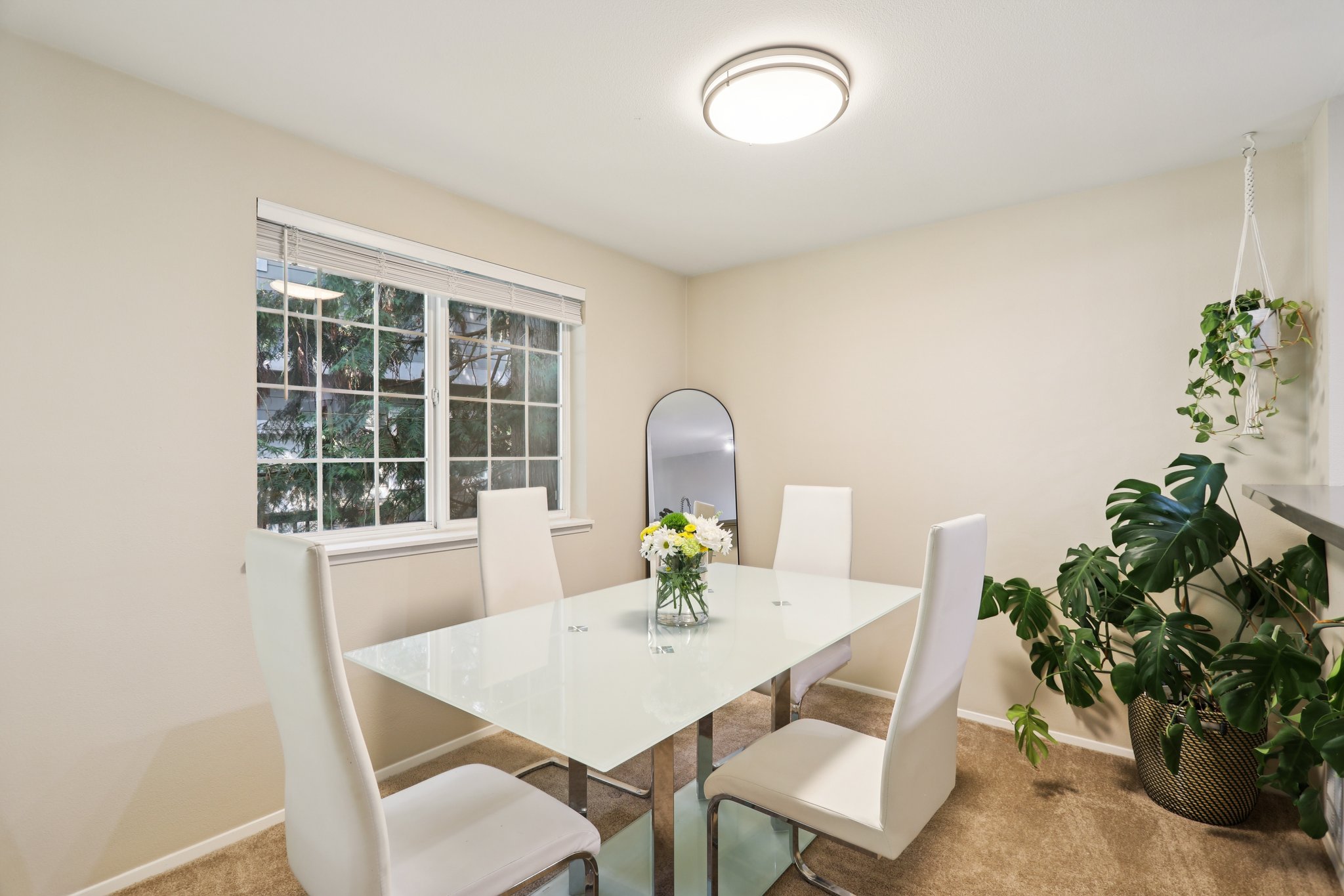 Aberdeen Ave NE C208-S1508-011.jpg