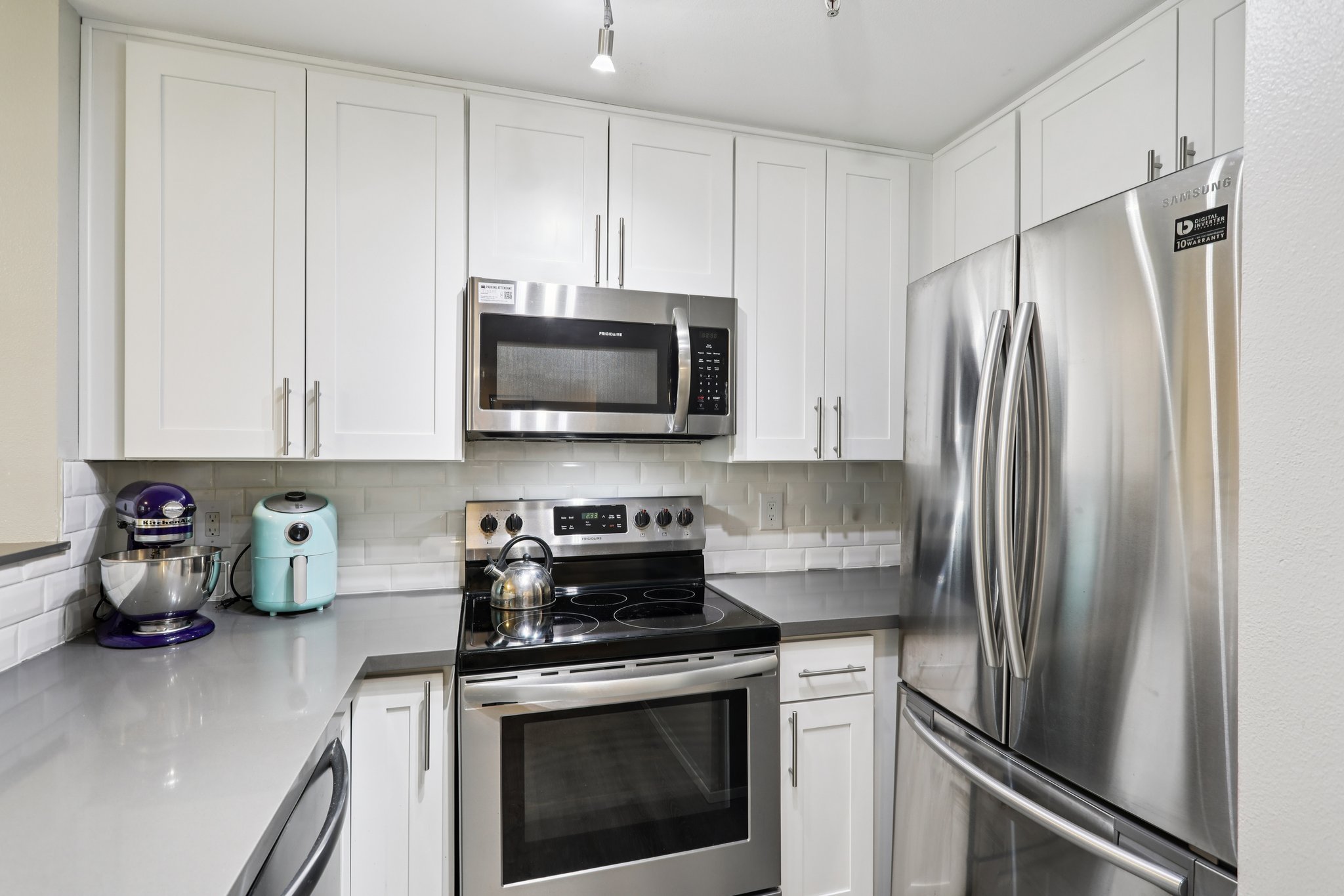 Aberdeen Ave NE C208-S1508-016.jpg