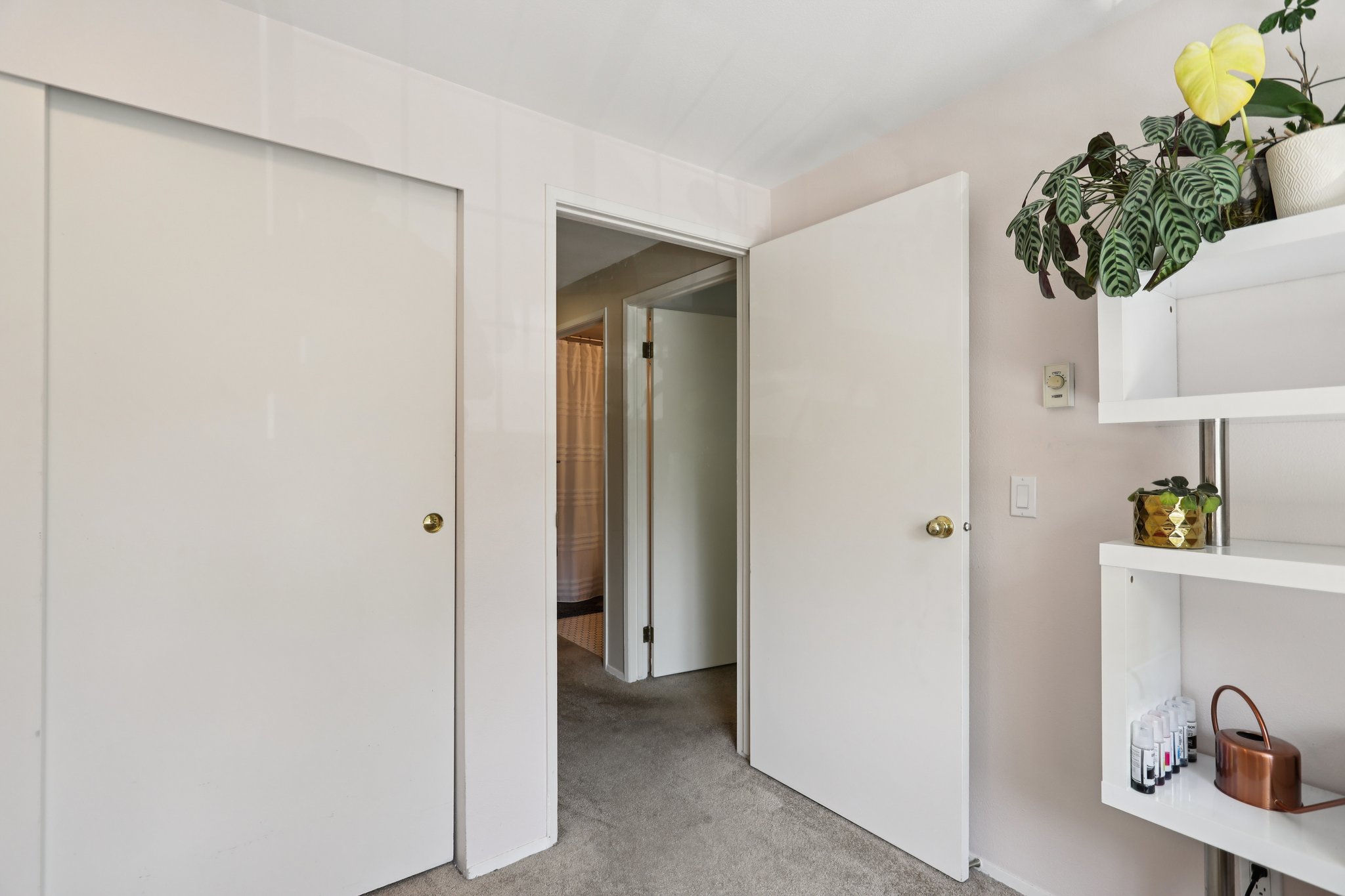 Aberdeen Ave NE C208-S1508-026.jpg