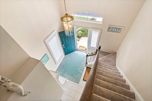 2-story foyer with abundant natural light and a welcoming atmosphere