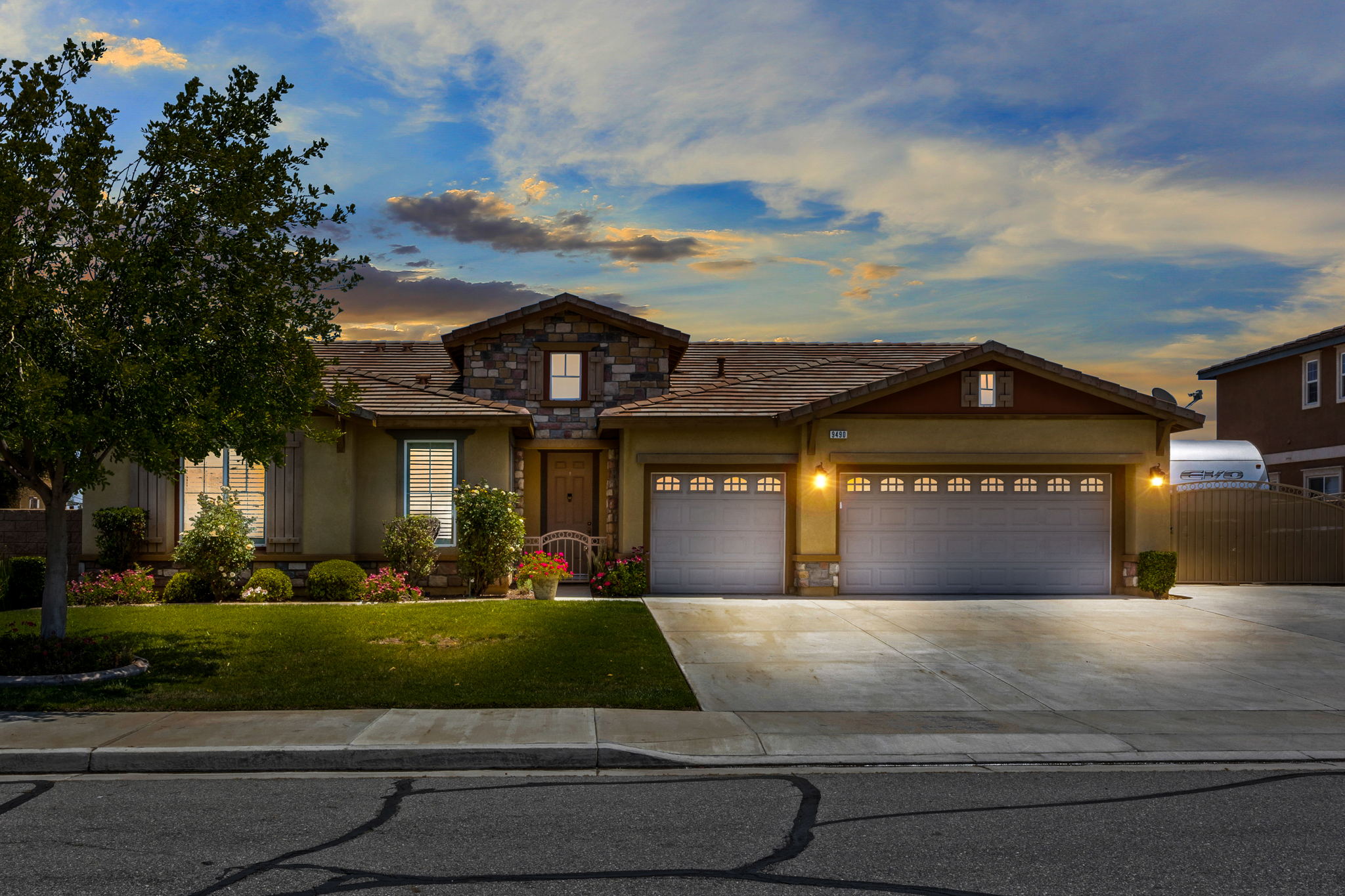 9490 Paradise Pl, Riverside, CA 92508, USA