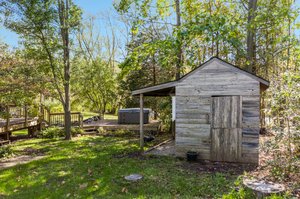 9490 Scully Rd, Whitmore Lake, MI 48189, USA Photo 28