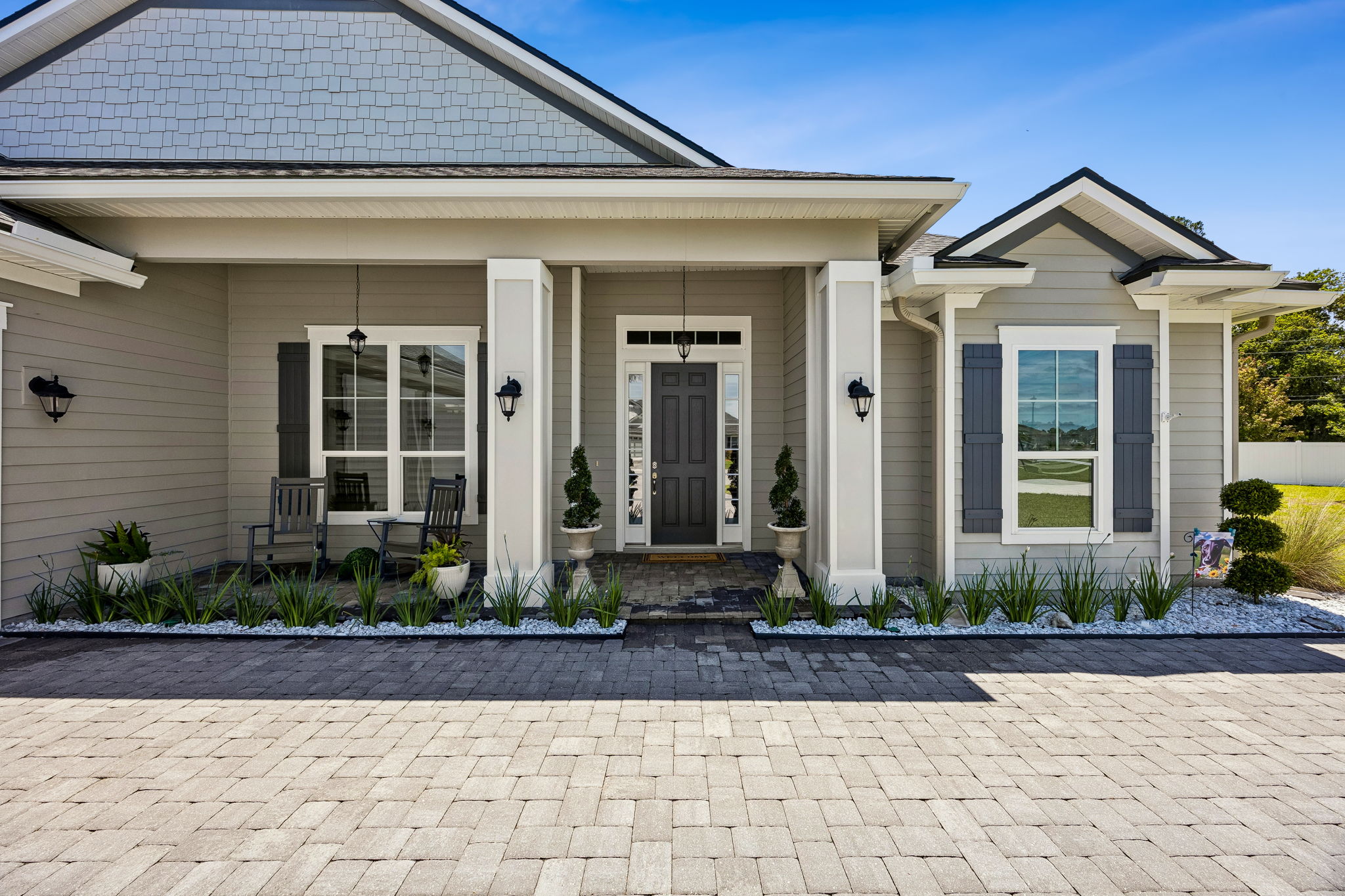 Front Entry Detail