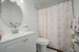  Photo 37
