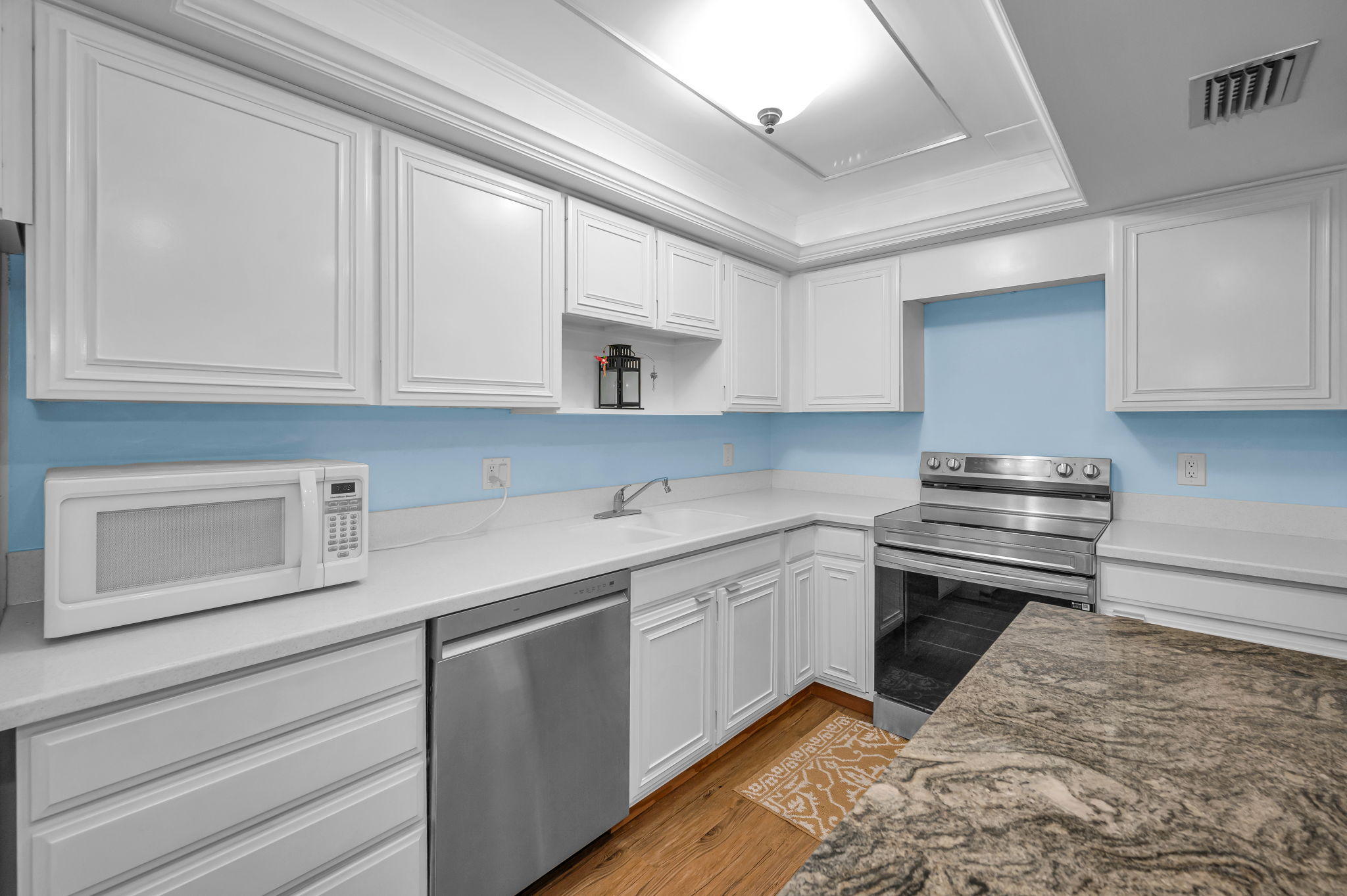 Kitchen11