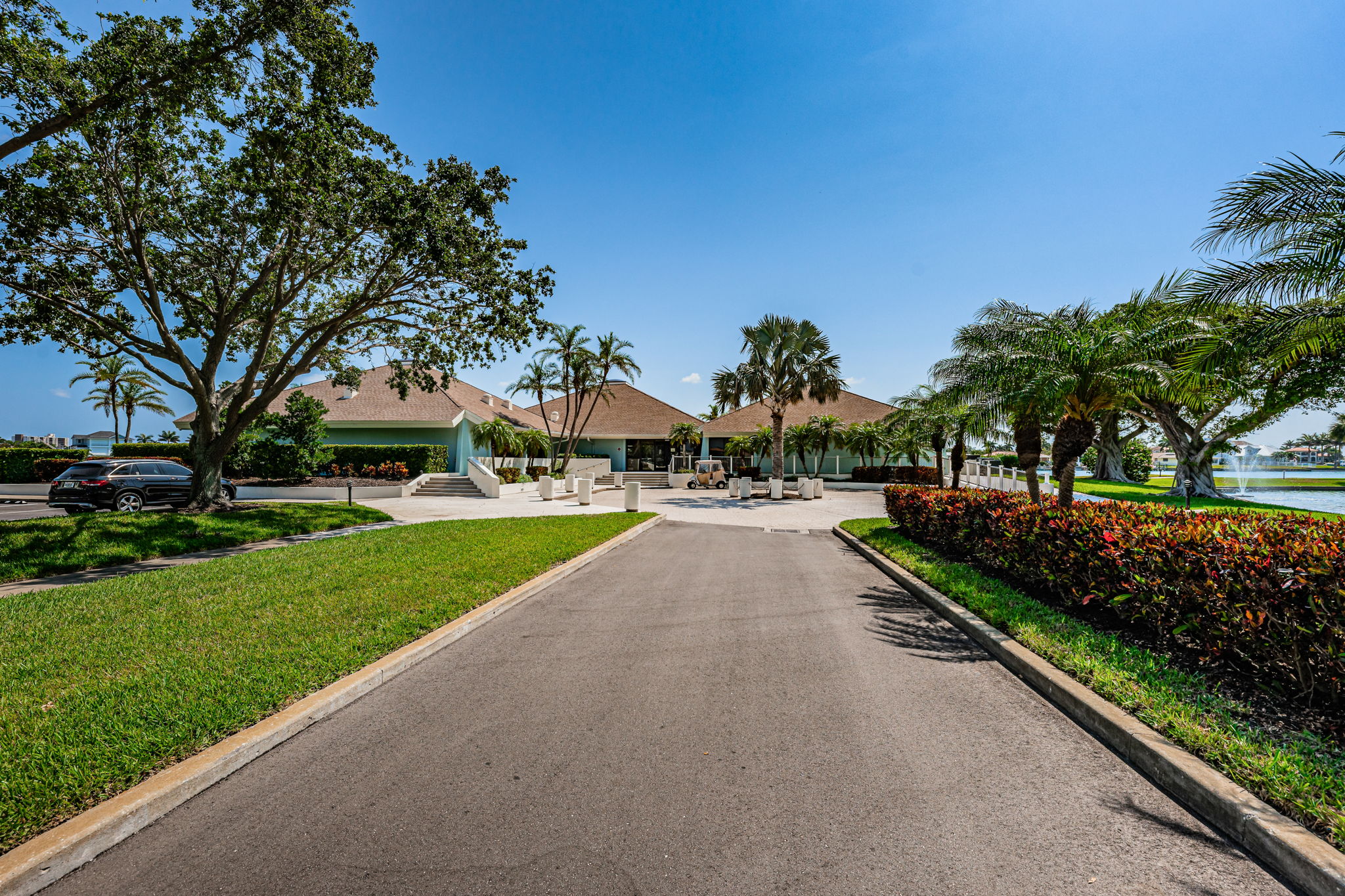 9-Clubhouse Front Exterior