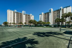 71-Tennis and Pickleball Courts