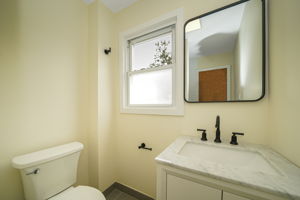  Photo 35