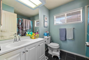  Photo 40