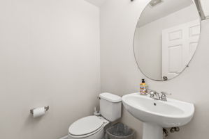  Photo 37