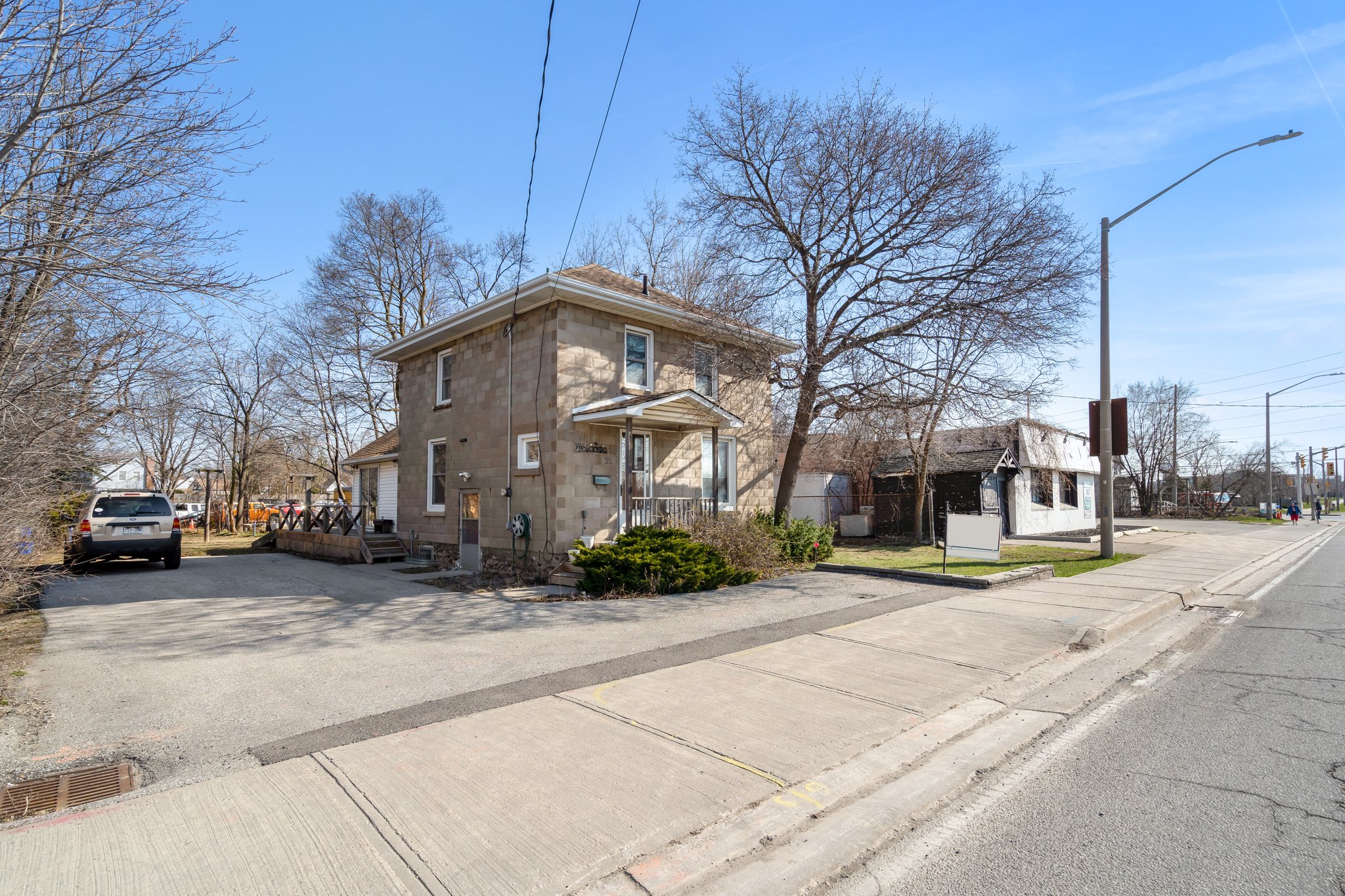 95 & 97 Guelph St, Georgetown, ON L7G 3Z9, CA Photo 1