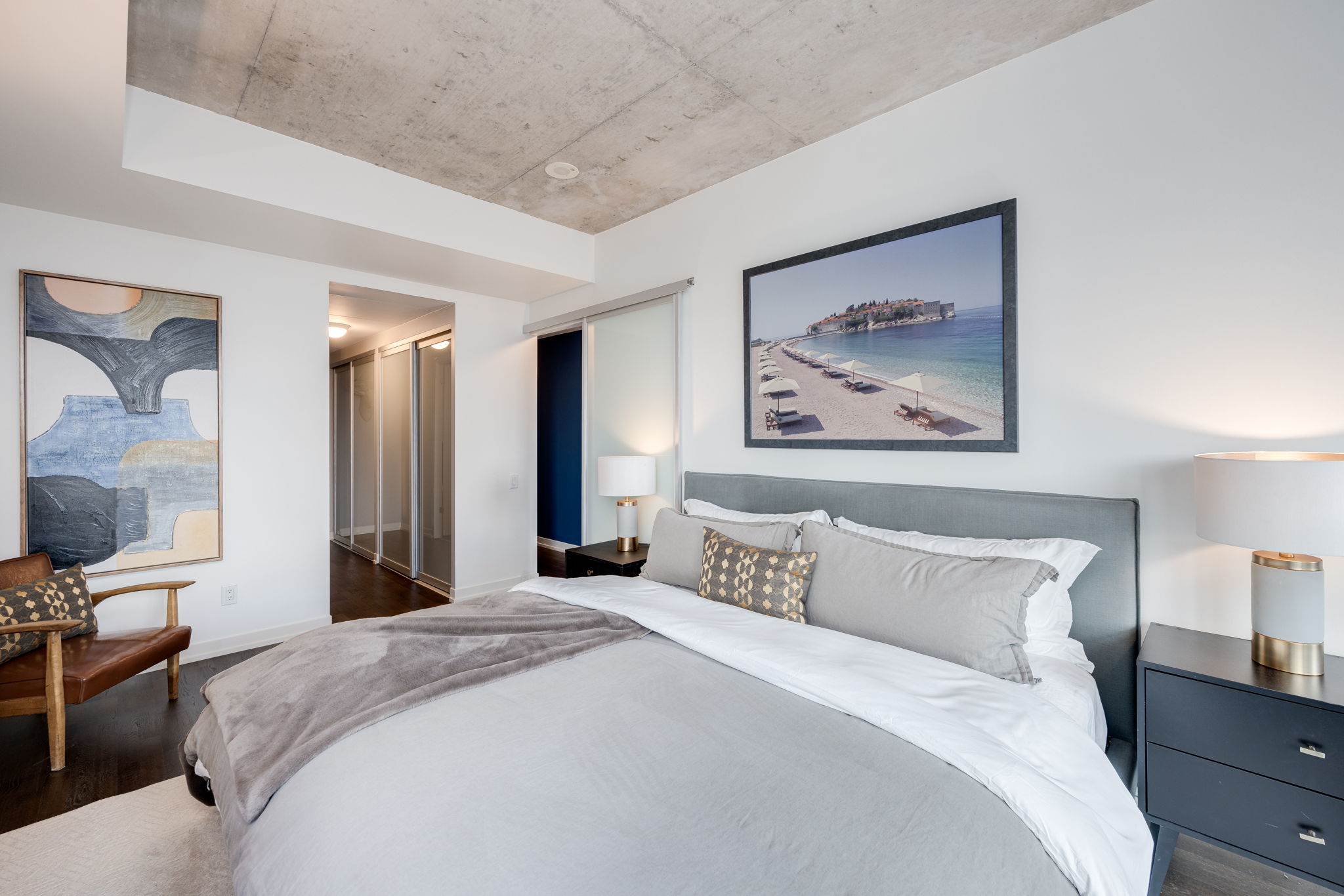 Toronto property showcase — delivered property photograph 30