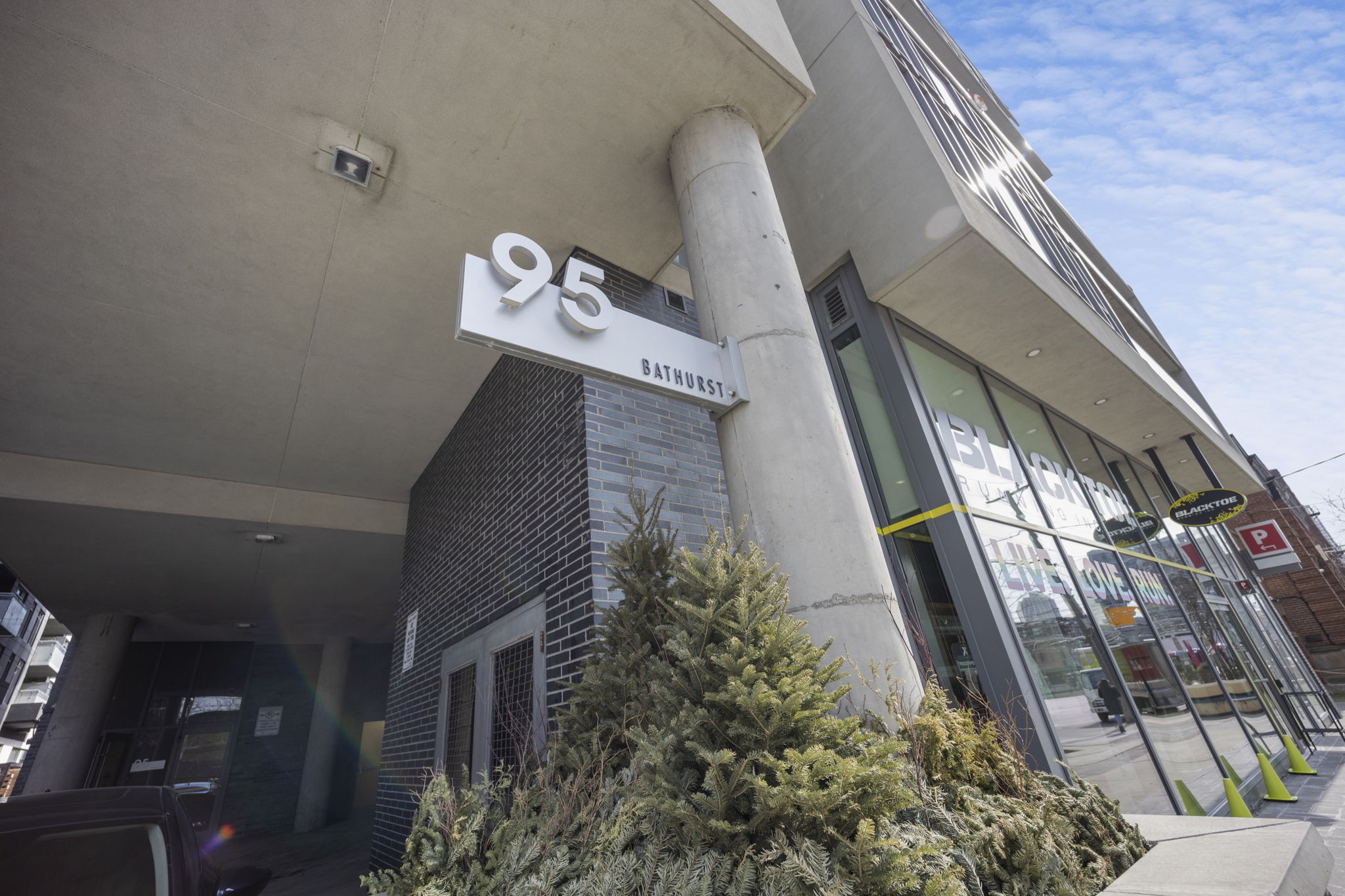 Toronto property showcase — delivered property photograph 2