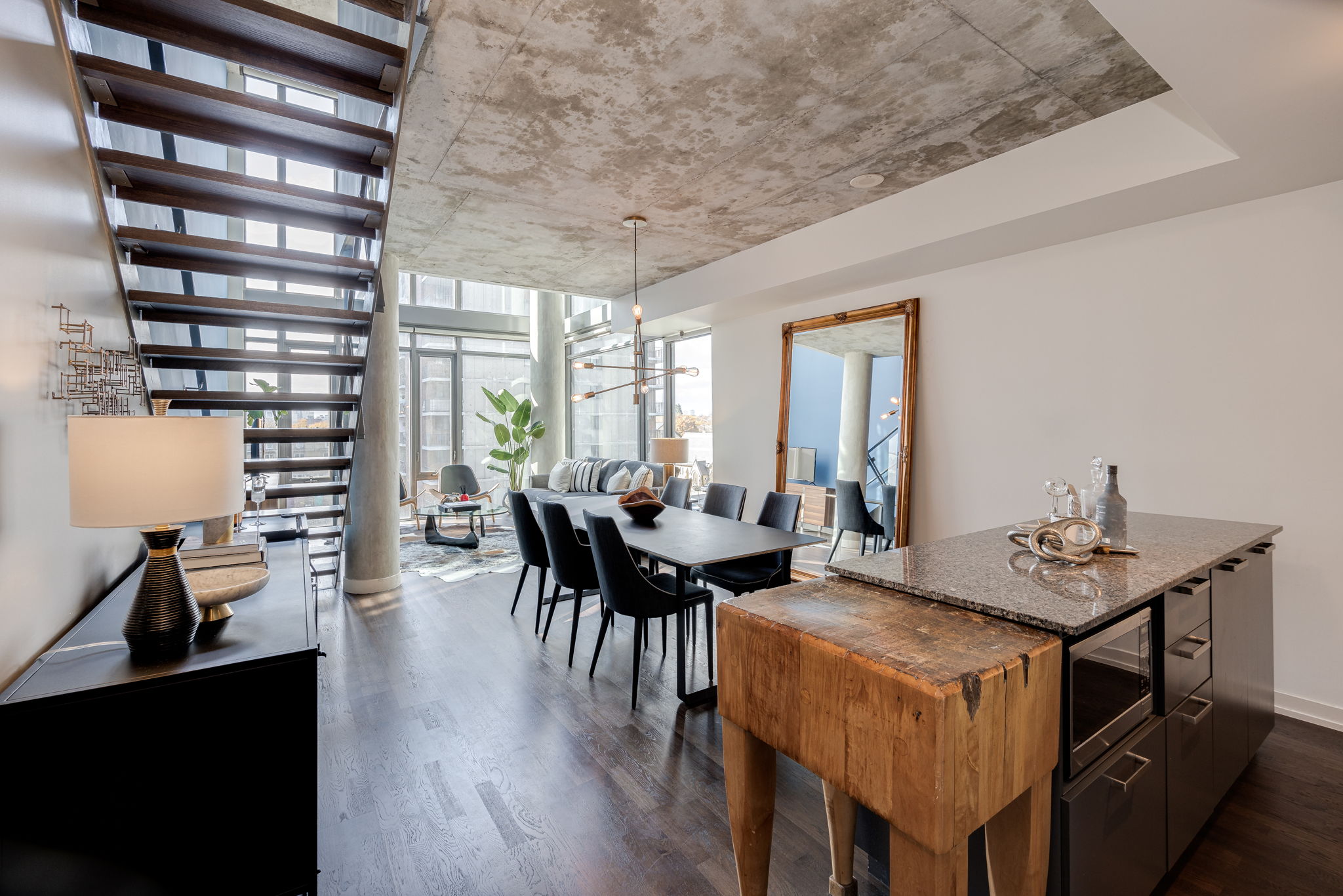 Toronto property showcase — delivered property photograph 3