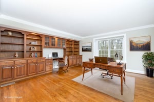 1T5A2356-Edit virtually staged.jpeg