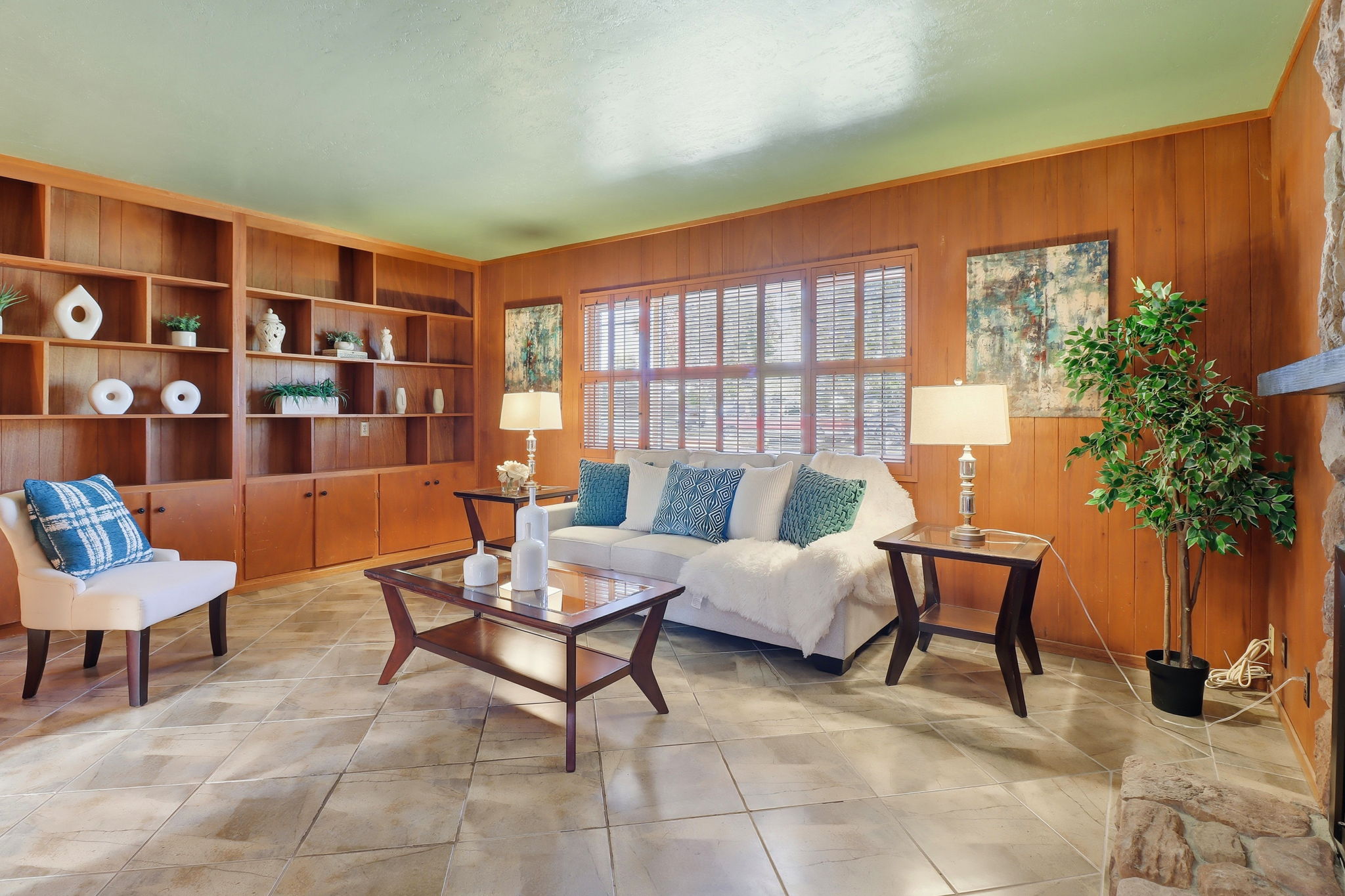 008_F8_95 El Campo Dr