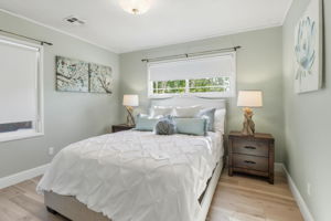 022_F8_95 El Campo Dr