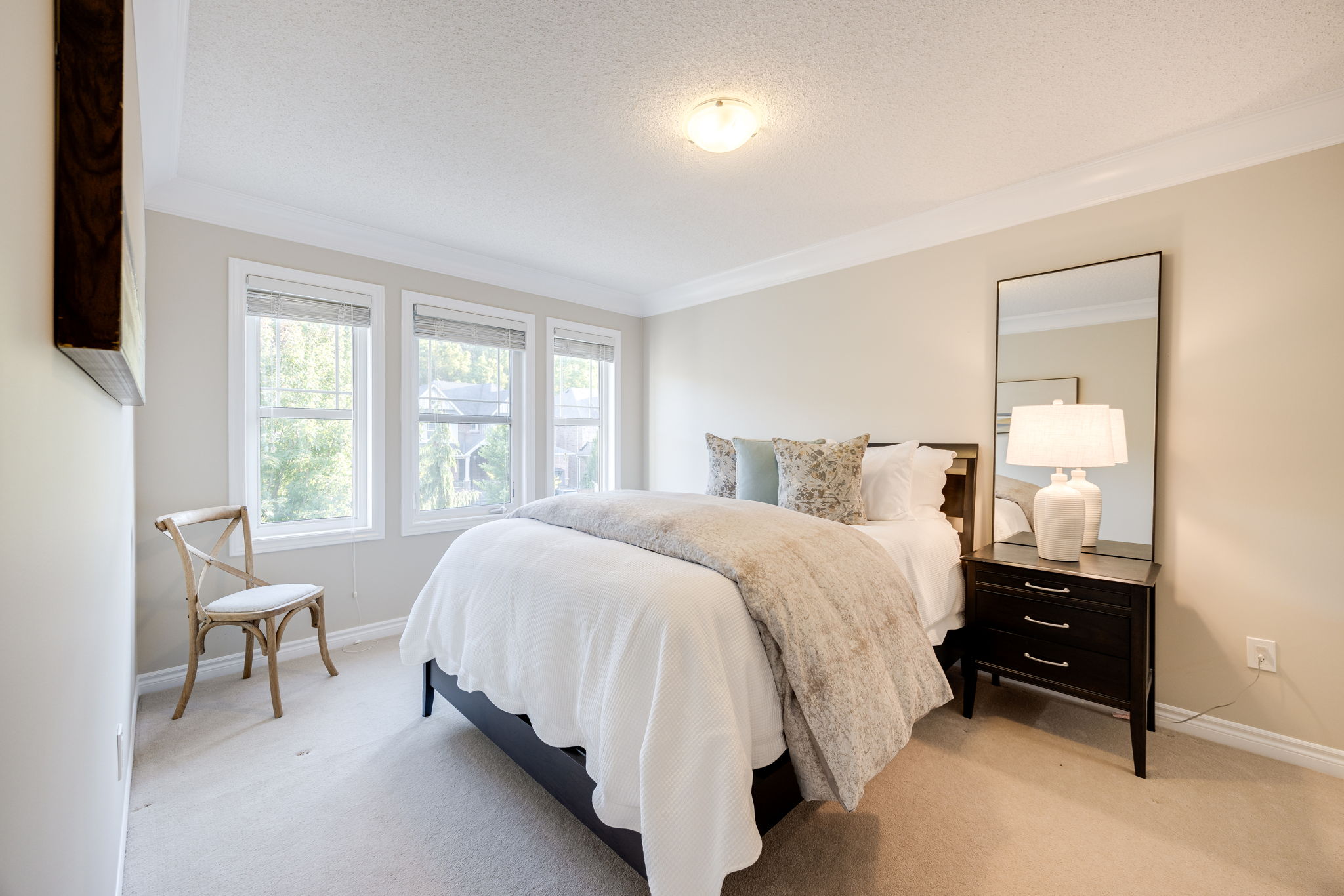 Halton Hills property showcase — delivered property photograph 45