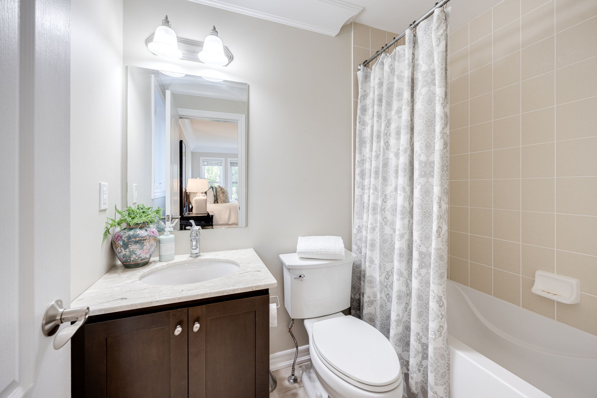 Halton Hills property showcase — delivered property photograph 48
