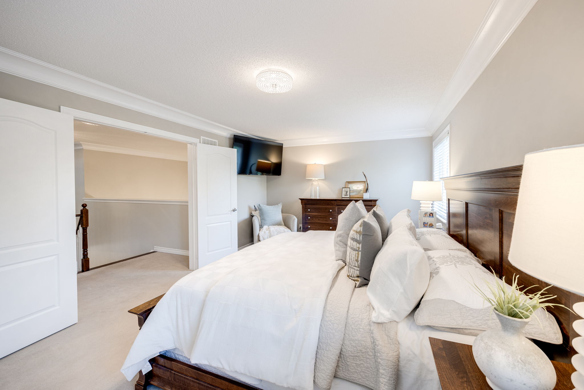 Halton Hills property showcase — delivered property photograph 57