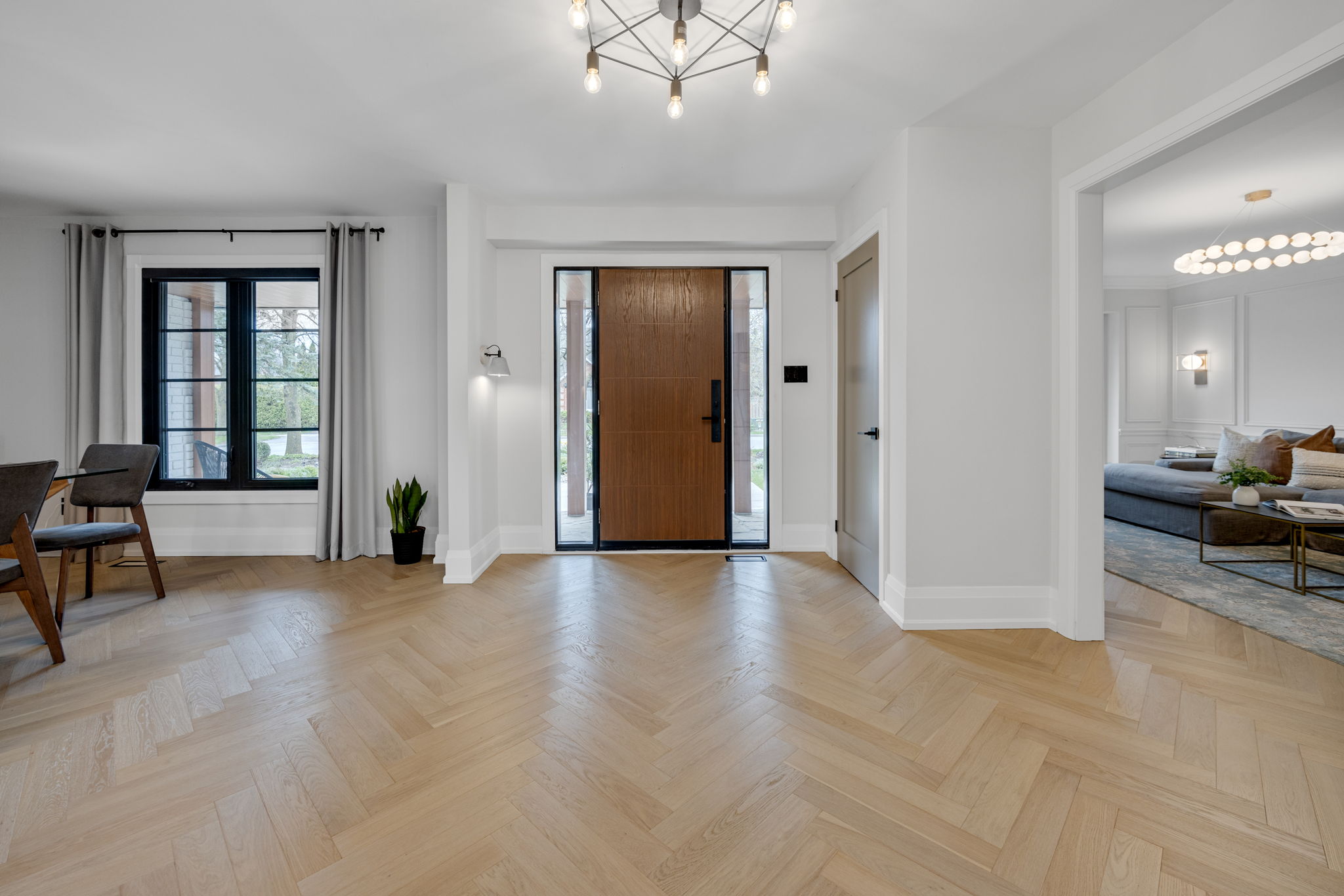 Aurora property showcase — delivered property photograph 9