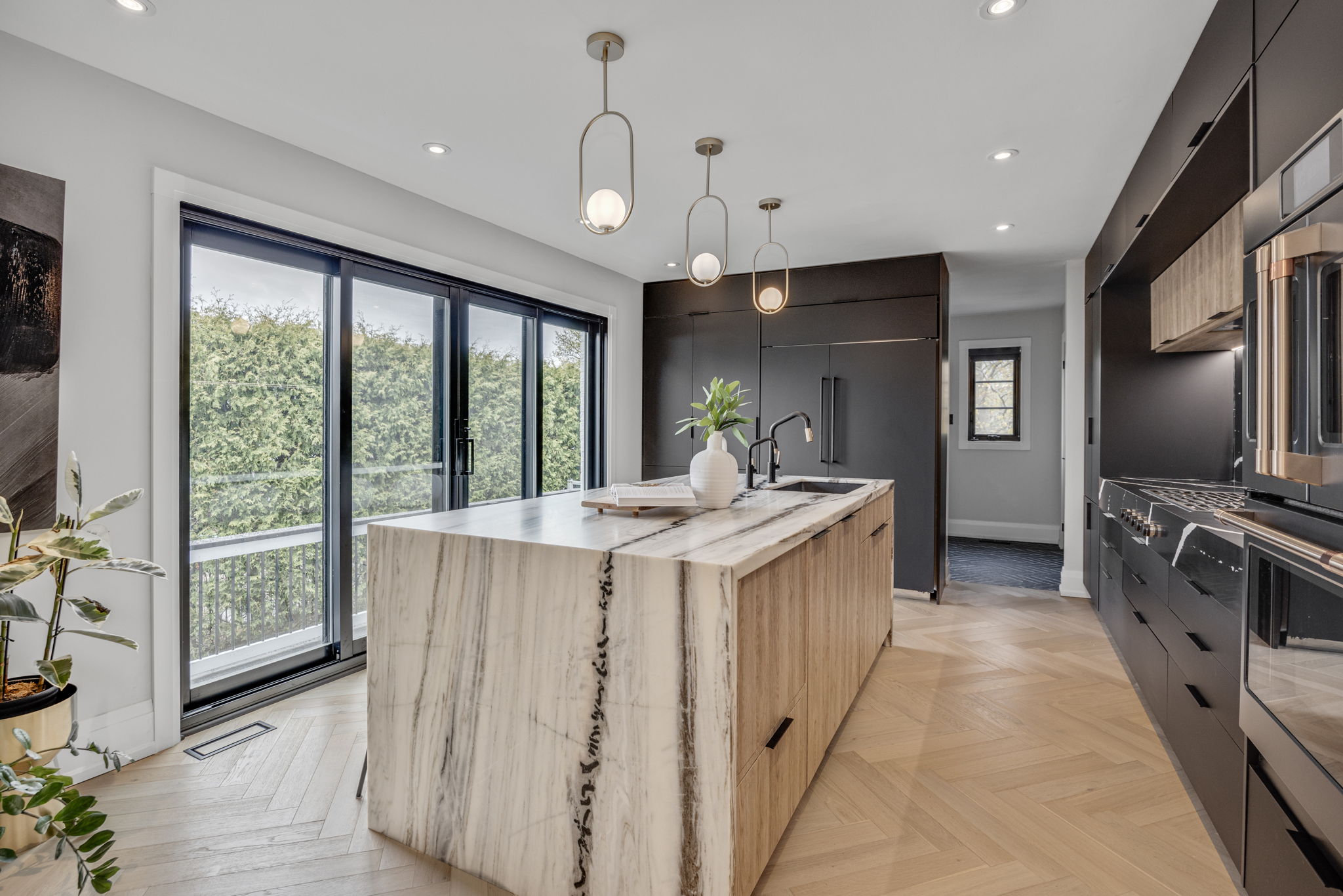 Aurora property showcase — delivered property photograph 16