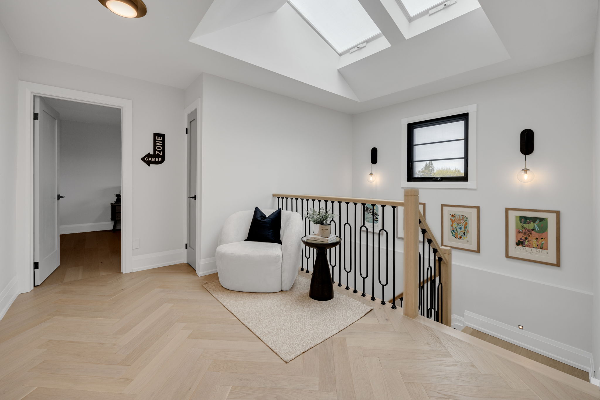 Aurora property showcase — delivered property photograph 36