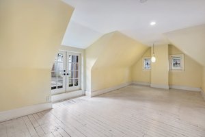  Photo 36