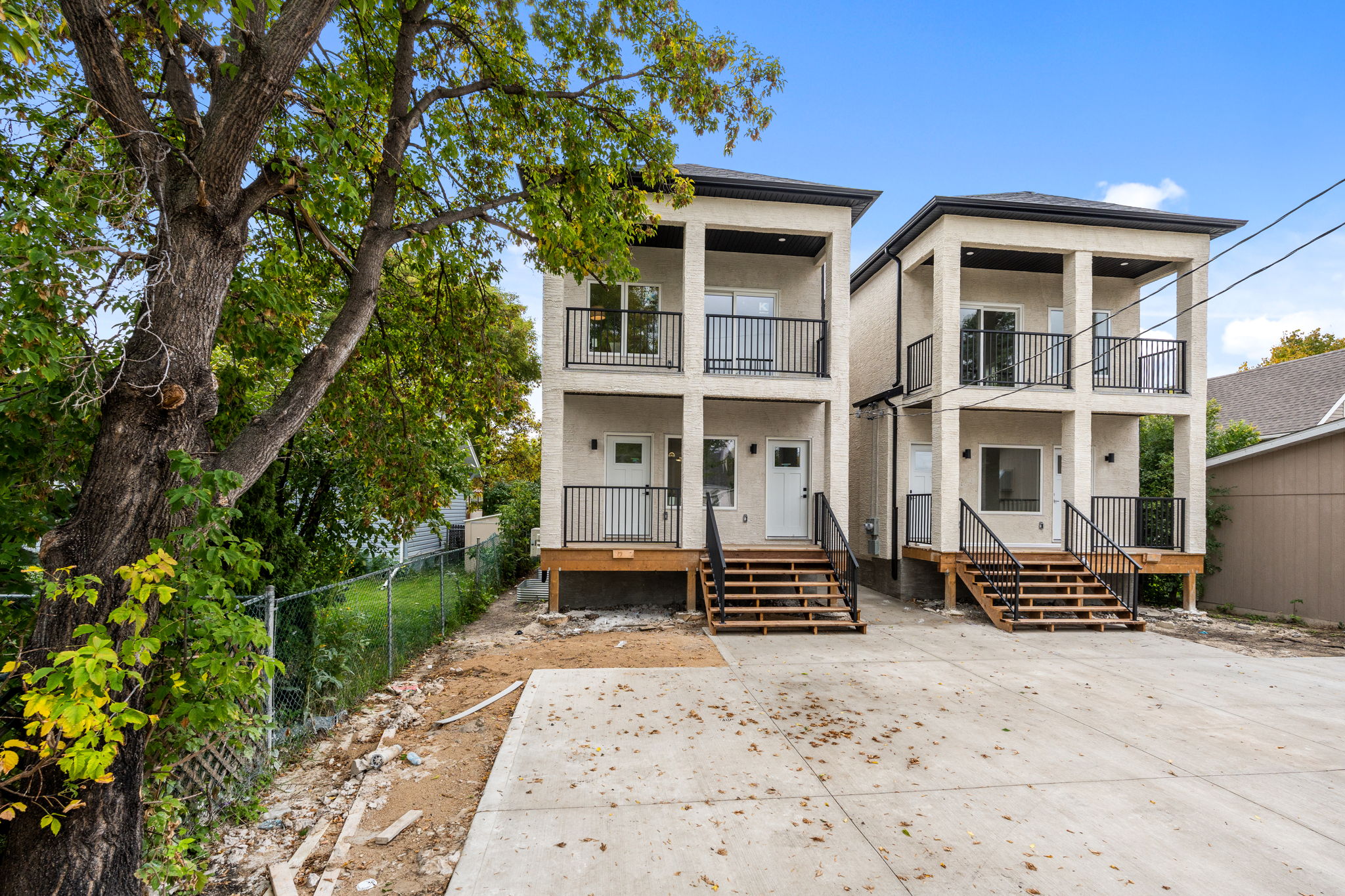 95 Imperial Ave - Exterior-5