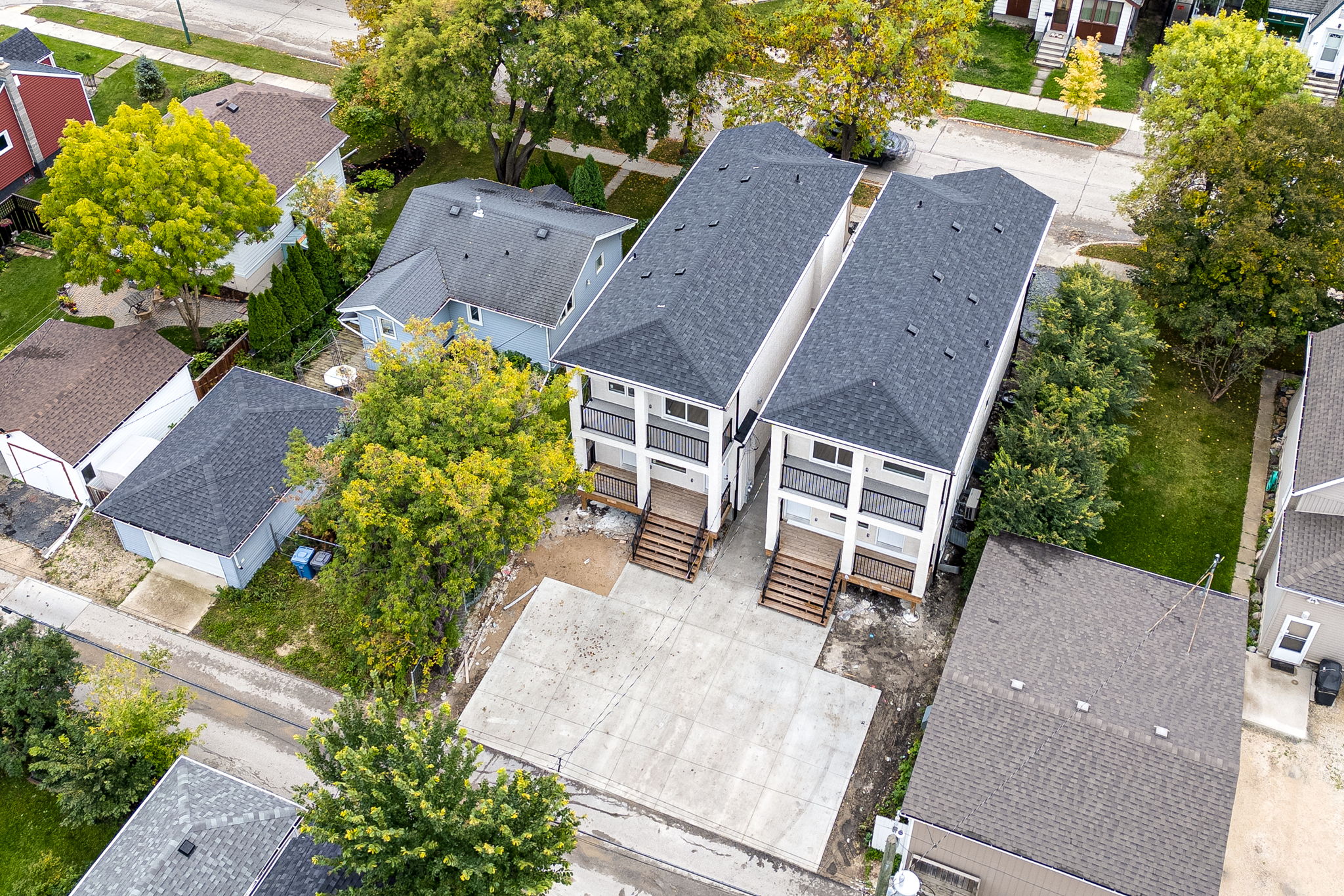 95 Imperial Ave - Exterior-10