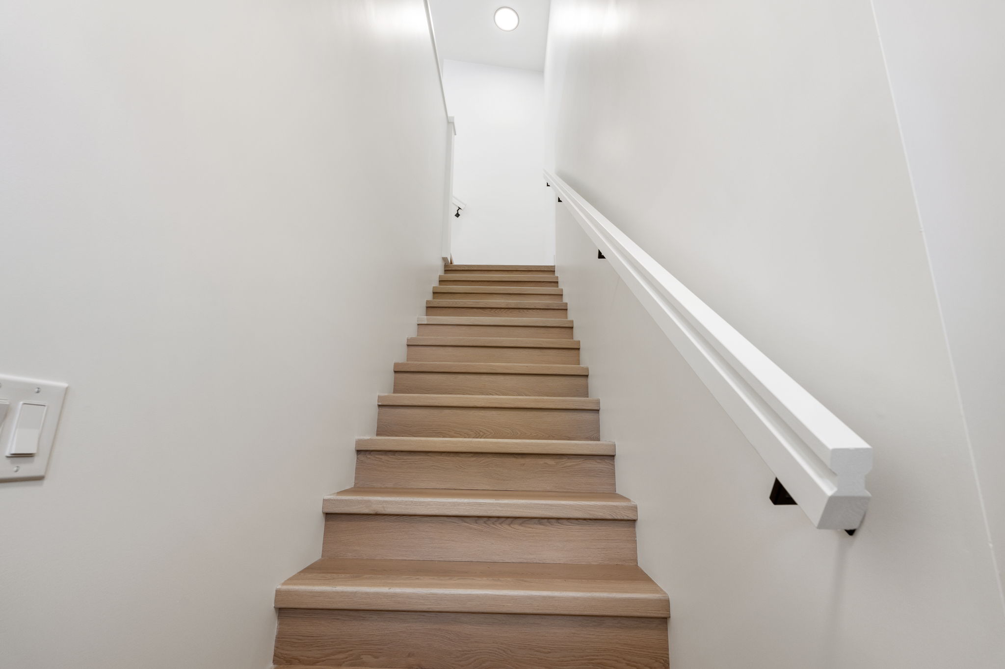 95 Imperial Ave - Interior-22
