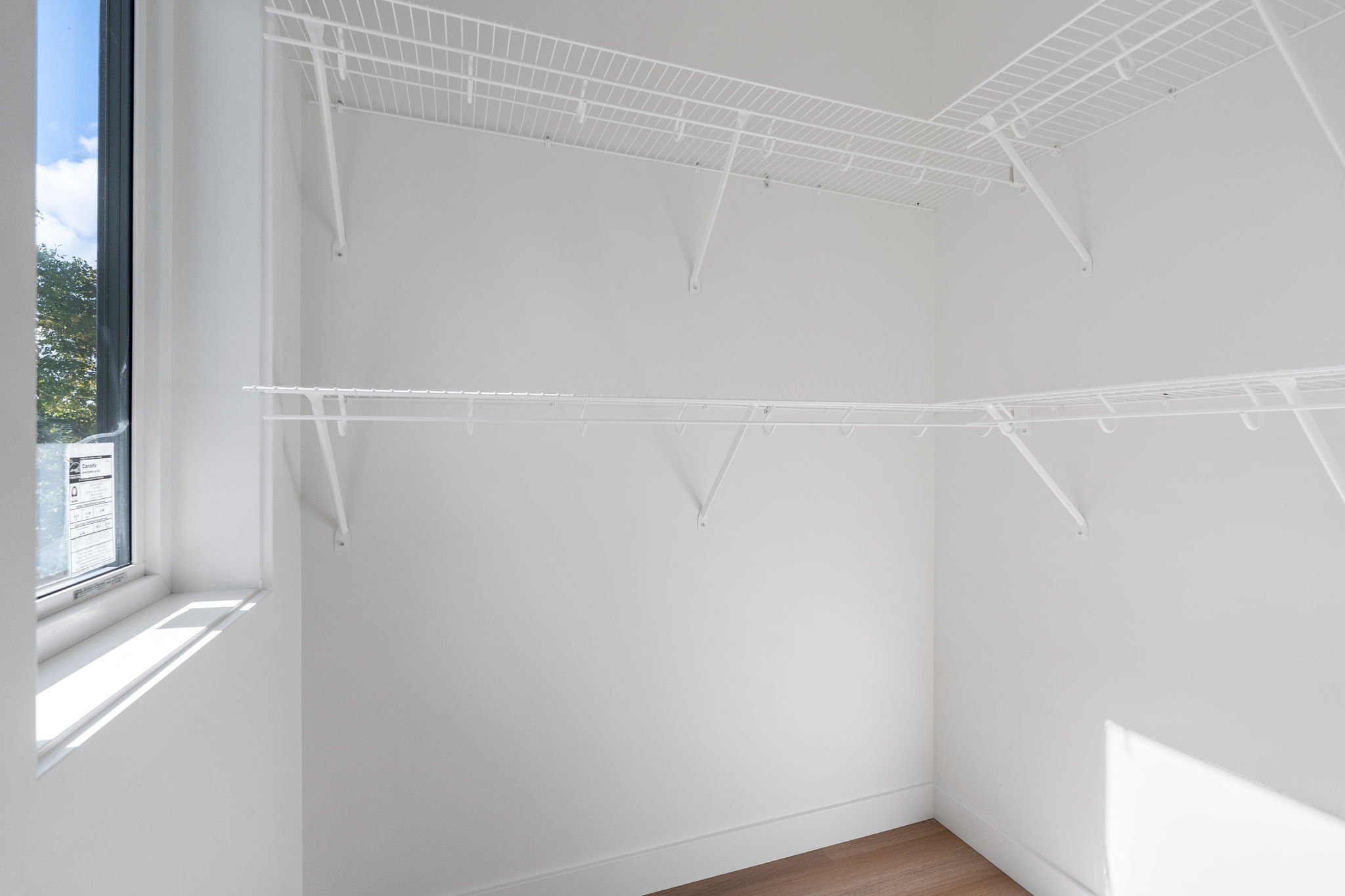95 Imperial Ave - Interior-34