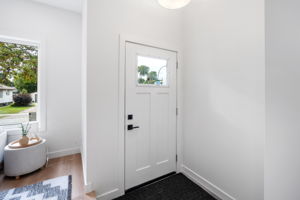 95 Imperial Ave - Interior-1