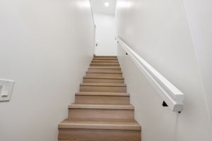 95 Imperial Ave - Interior-22