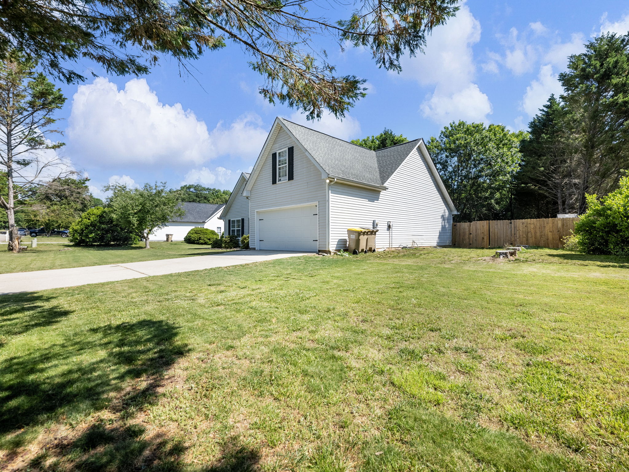  Photo 36