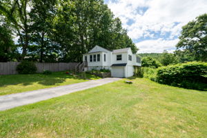  95 Kitemaug Rd, Montville, CT 06382, US Photo 10