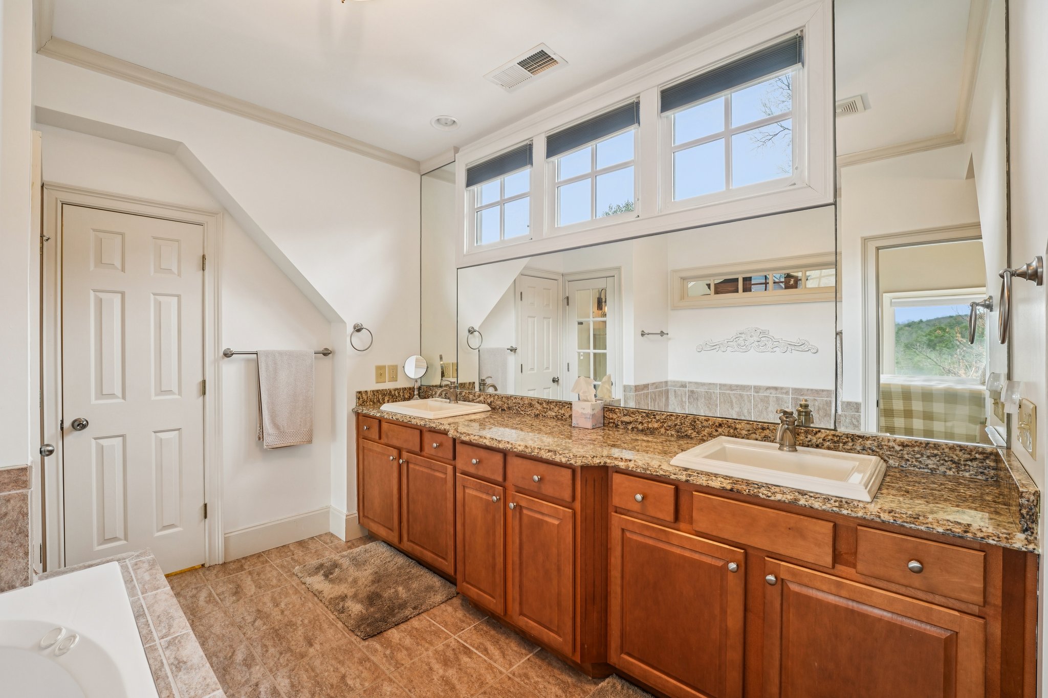 Laurel Ridge Trl-S0403-033.jpg