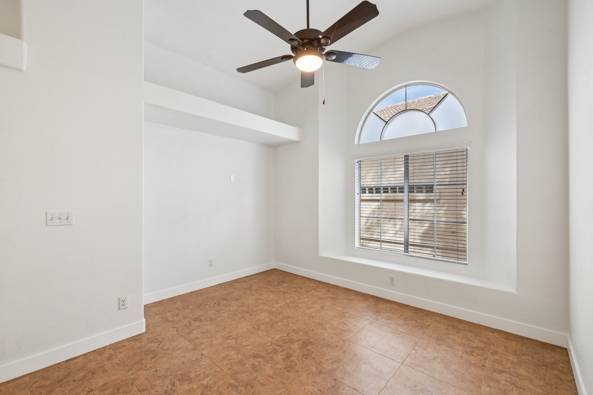 Myrtle Beach Dr-S0304-014.jpg