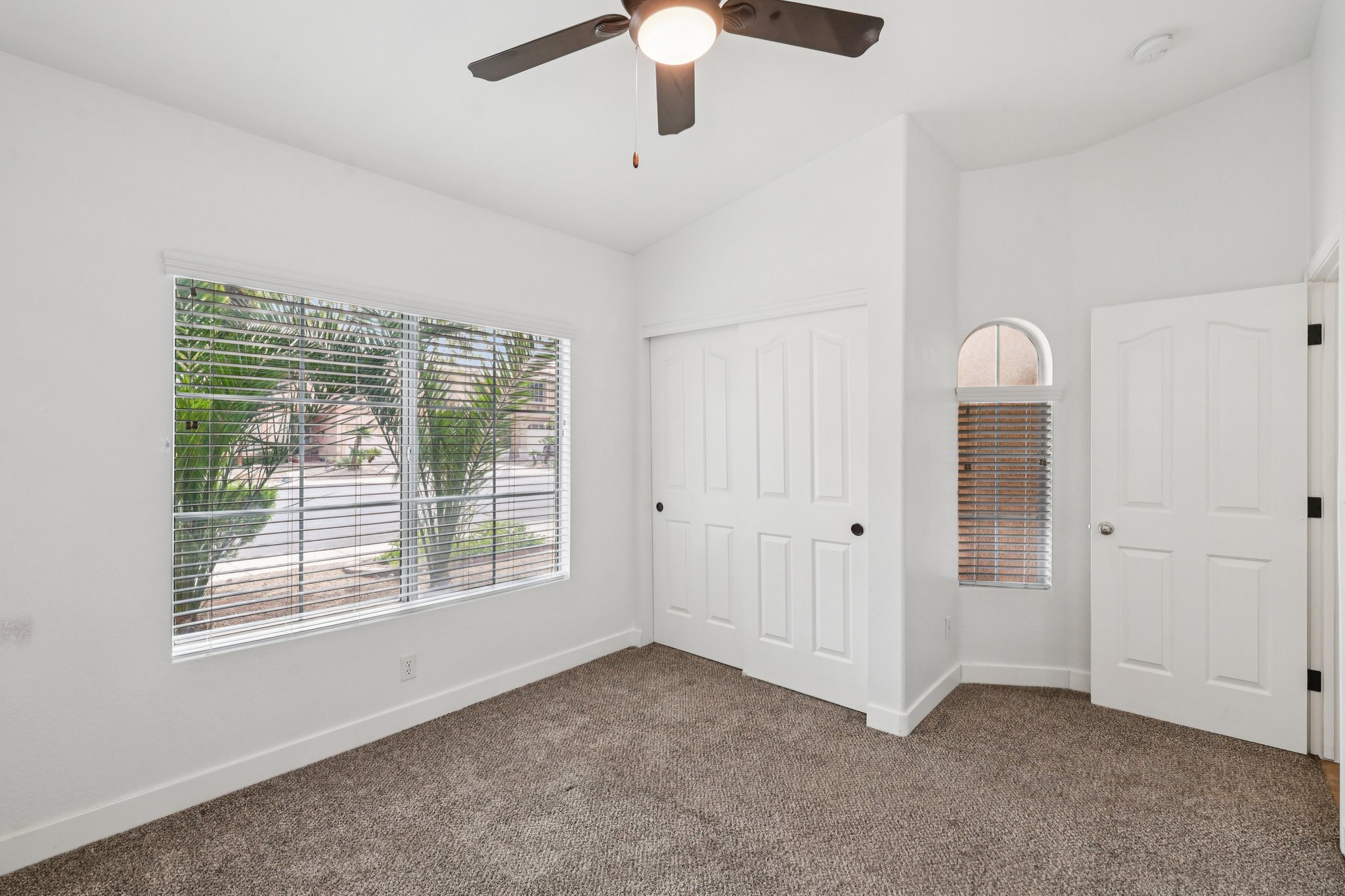 Myrtle Beach Dr-S0304-024.jpg