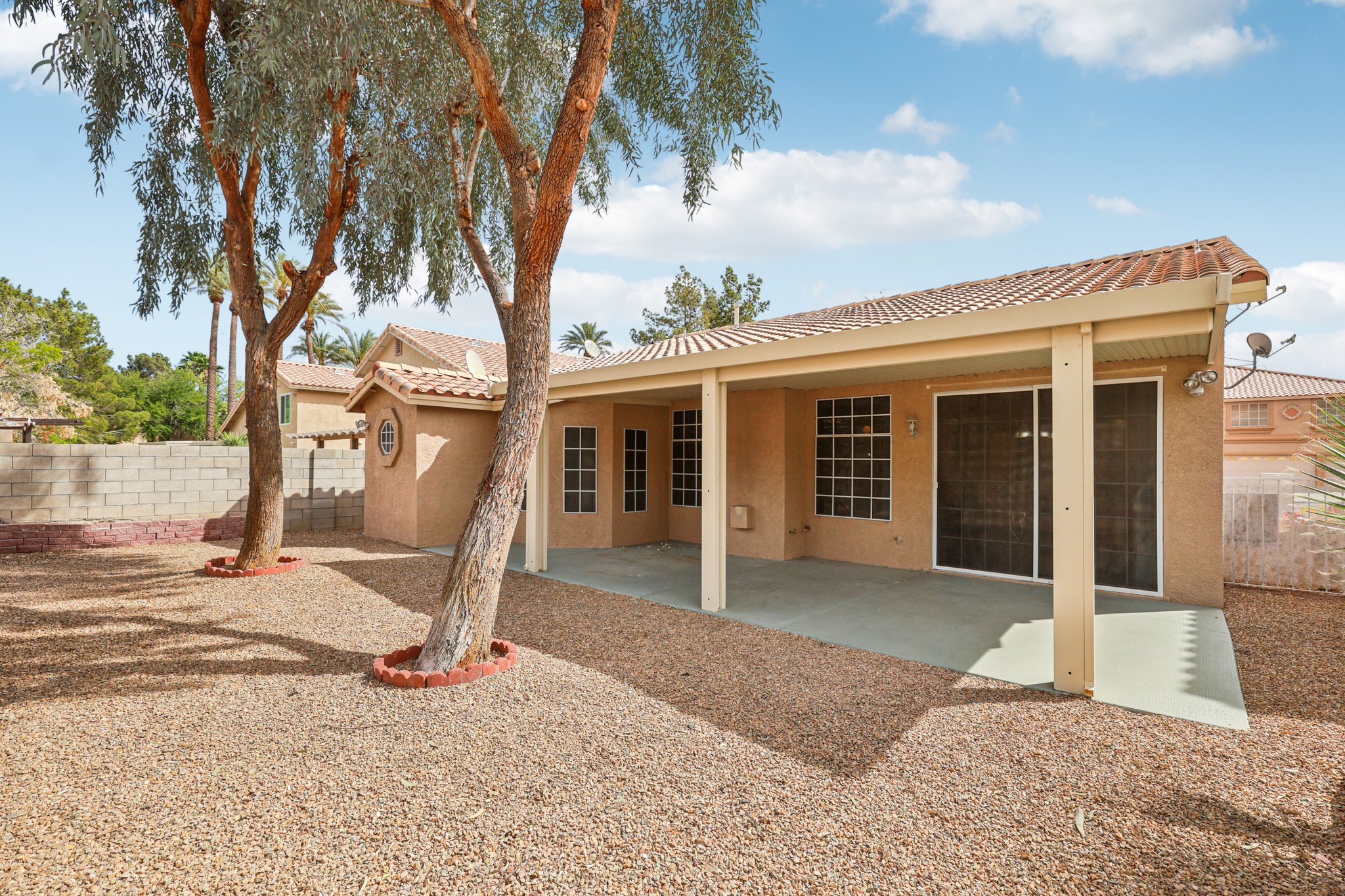 Myrtle Beach Dr-S0304-027.jpg