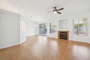 Myrtle Beach Dr-S0304-005.jpg